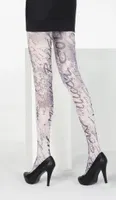 Daymod Grafiti Desenli Külotlu Çorap Tek Renk