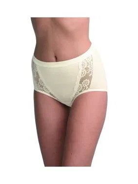 Black Spade BlackSpade Private Büyük Beden Dantelli Krem Slip Külot 1316