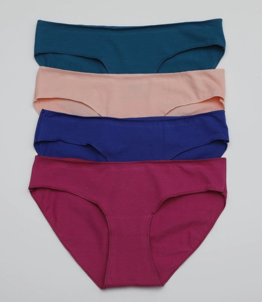 Kadın Likralı Bikini İz Yapmaz Renkli (4 lü Paket) 2734-H Öztaş