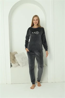 Akbeniz Önü Yazılı Kadife Gri Uzun Kollu Kadın Pijama Takım Akbeniz 20624 - Alternatif Görünüm