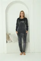 Önü Yazılı Kadife Gri Uzun Kollu Kadın Pijama Takım Akbeniz 20624 Füme farklı açı