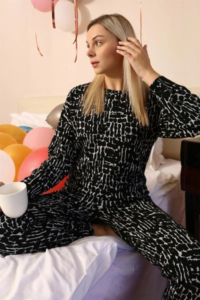 Siyah Yuvarlak Yaka Uzun Kollu 3 İplik Penye Pijama Takım Akbeniz 4180