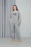 Gri Cepli Welsoft Polar Kadın Pijama Takımı Akbeniz 8518 Gri detay görünüm