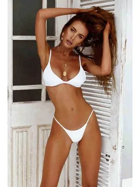 Angelsin Üçgen Ayar Askılı Bikini Üstü Beyaz Angelsin 3998