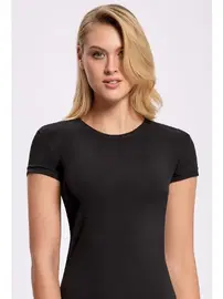 İlke Likralı 0 Yaka Siyah T-shirt İlke 2261