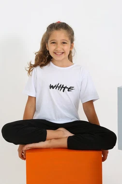 Akbeniz Önü Yazılı Kısa Kollu Beyaz Penye Kız Çocuk Pijama Takım Akbeniz 20432 - Alternatif Görünüm