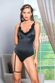 Gallipoli Askılı Tüylü Saten Bacak Bantlı Çıtçıtlı Body Siyah Gallipoli 11490