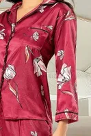 Düğmeli Gömlek Yaka Uzun Kollu Saten Empirme Pijama Çeyiz Seti XSES 2000 Bordo detay görünüm