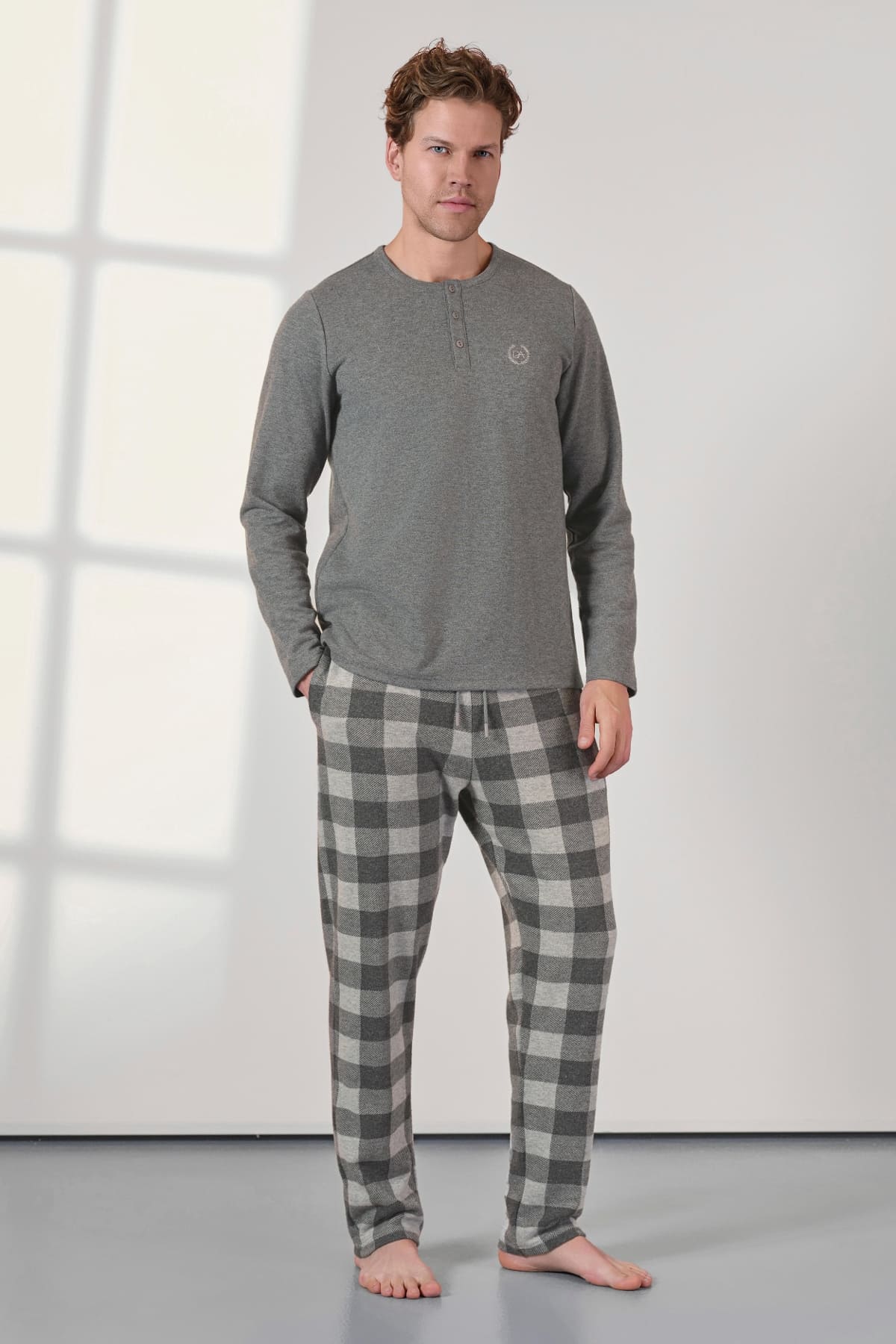 Düğmeli Yaka Kareli Erkek Gri Pijama Takımı Doreanse 25K4536