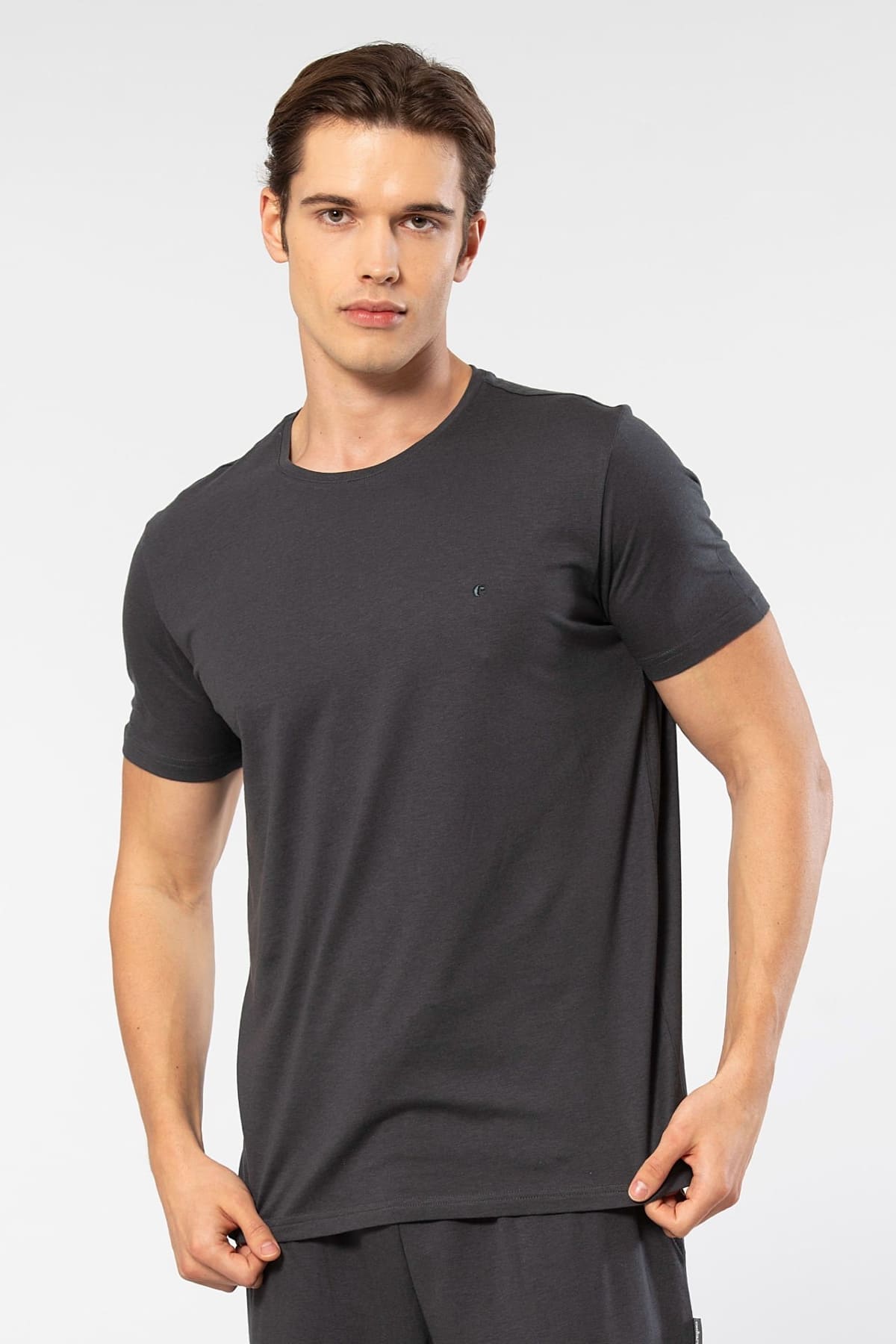 Bisiklet Yaka Kısa Kollu Erkek T-shirt Cacharel 2169 Kahverengi