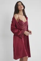 İnce Askılı Kaplı Saten Dantelli Gecelik Sabahlık Takımı Pierre Cardin 4265  Bordo görsel 29
