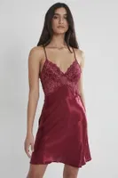 Kaplı Saten Dantelli Gecelik Sabahlık Takımı Pierre Cardin 4050  Bordo görsel 24