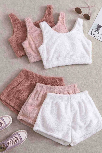 Merry See 3 Lü Set Kolsuz Askılı Peluş Polar Alt Üst Şortlu Pijama Takımı Çok Renkli MS 4080