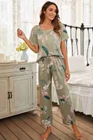 Çicek Baskılı Soft Kumaş Kısa Kollu Pijama Takımı Çok Renkli MS 4077 Çok Renkli