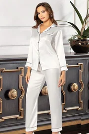 XSES Saten Ekru Gömlek Yaka Önden Düğmeli Kadın Pijama Takımı XSES 2105