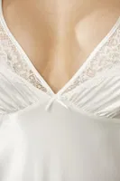 Sırtı Çapraz Askılı Saten Dantelli Kısa Gecelik Pierre Cardin 860 Ekru görsel 27