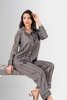 Uzun Kollu Düğmeli Çizgili 2li Kadın Pijama Takımı Ahu Loriva 1947 Gri