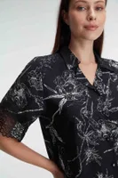 Yarım Kollu V Yaka Viskon Çiçek Desenli Yazlık Dokuma Dantel Detaylı Pijama Takımı Anıl 9895 Siyah detay görünüm
