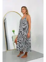 Ekoseli Büyük Beden İp Askılı Pamuk Uzun Kadın Gecelik Akbeniz 12108 Gri farklı açı
