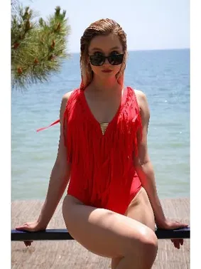 Akbeniz Kırmızı Püsküllü Mayo 34023