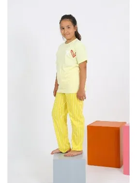 Akbeniz Çizgili Kalpli Kız Çocuk Sarı Penye Pijama Takım Akbeniz 20432 - Alternatif Görünüm