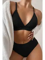 Üçgen Ayarlanabilir Askılı Tasarım Bikini Üstü Siyah Angelsin MS43789 Siyah