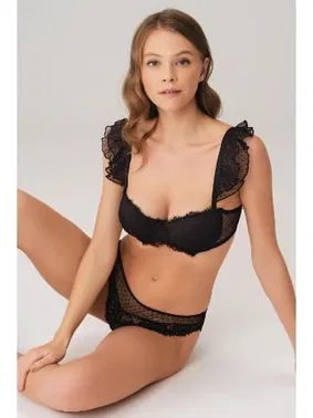 Anıl Balenli Destekli Dolgulu Askı Detaylı Puantiyeli Dantelli Sütyen ve Slip Takım Anıl 4829