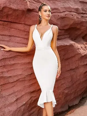 Pink Night Beyaz Askılı Dekolteli Uzun Seksi Elbise Pink Night 5502