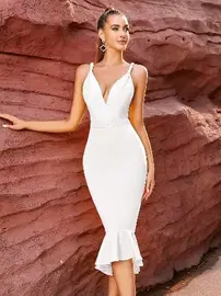 Pink Night Beyaz Askılı Dekolteli Uzun Seksi Elbise Pink Night 5502