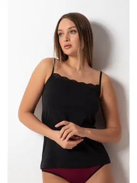 Donex Dantel İşlemeli Kare Yaka İp Askılı Basic Kadın Atlet Donex 2011 