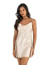 Ahu Lingerie Fildişi Kısa Yırtmaçlı Saten Gecelik Ahu Primoda 8214