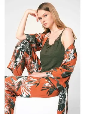 Anıl Viskon Çiçek Desenli İp Askılı V Yaka Nakış Detaylı Pijama Takımı Sabahlık Anıl 5795