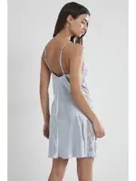 İnce Askılı Saten Dantelli Kadın Gecelik Pierre Cardin 624 görsel 13