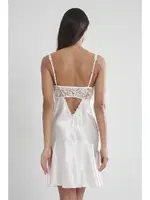 Gögüs Kaplı Saten Dantelli Gecelik Pierre Cardin 665 görsel 23