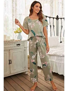 Merry See Çicek Baskılı Soft Kumaş Kısa Kollu Pijama Takımı Çok Renkli MS 4077