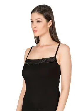 Özkan Yakası Pullu Viskon Kumaş Esnek İp Askılı Kadın Atlet Özkan 2102