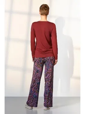 Doreanse Uzun Kollu Kırmızı Desenli Kadın Pijama Takımı Doreanse 25K4035 - Alternatif Görünüm