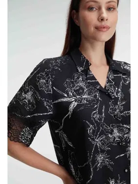 Anıl Yarım Kollu V Yaka Viskon Çiçek Desenli Yazlık Dokuma Dantel Detaylı Pijama Takımı Anıl 9895 - Alternatif Görünüm