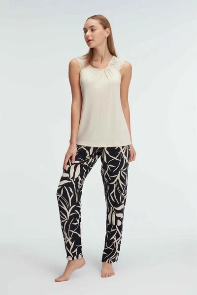 Sıfır Kol Bisiklet Yaka Viskon Tropikal Yazlık Dantel Detaylı Pijama Takımı Anıl 9909