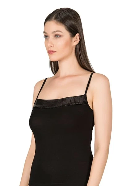 Yakası Pullu Viskon Kumaş Esnek İp Askılı Kadın Atlet Özkan 2102