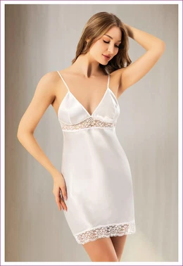 Miss Laris Ayar Askılı Saten Göğüs Etek Ucu Dantelli Saten Gecelik Miss Laris 2141