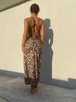 Sırt Çapraz Askılı Yırtmaçlı Fantezi Leopar Elbise Beleng 8510 Leopar detay görünüm