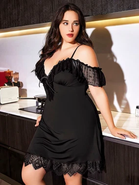 Büyük Beden Düşük Omuzlu Siyah Kadın Gecelik Pink Night 6669