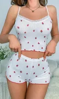 Çilek Desenli Yakası Dantelli Kısa Şortlu Pijama Takım NightLight 3798-1 Beyaz