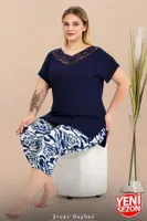 Dantel Yaka Büyük Beden Çiçek Desenli Kısa Kollu Kapri Pijama Takımı Lady 10734 Lacivert detay görünüm