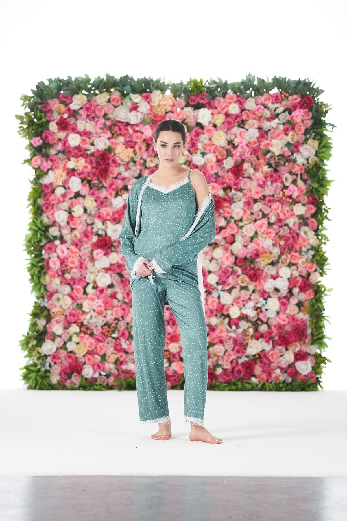 Desenli 3lü Sabahlıklı İp Askılı Likra Viskon Kadın Pijama Takımı Estiva 25190