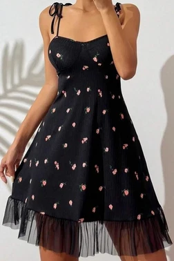 Ruselin Eteği Tül Çiçek Desenli Bağlama Askılı Kısa Gecelik Ruselin 5072