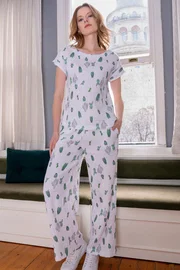 Vienetta Vienetta Plus K412025 Kadın Kaktüs Desenli Beyaz Pijama Takımı