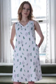 Vienetta Kaktüs Desenli V Yaka Kadın Gecelik Vienetta K412027