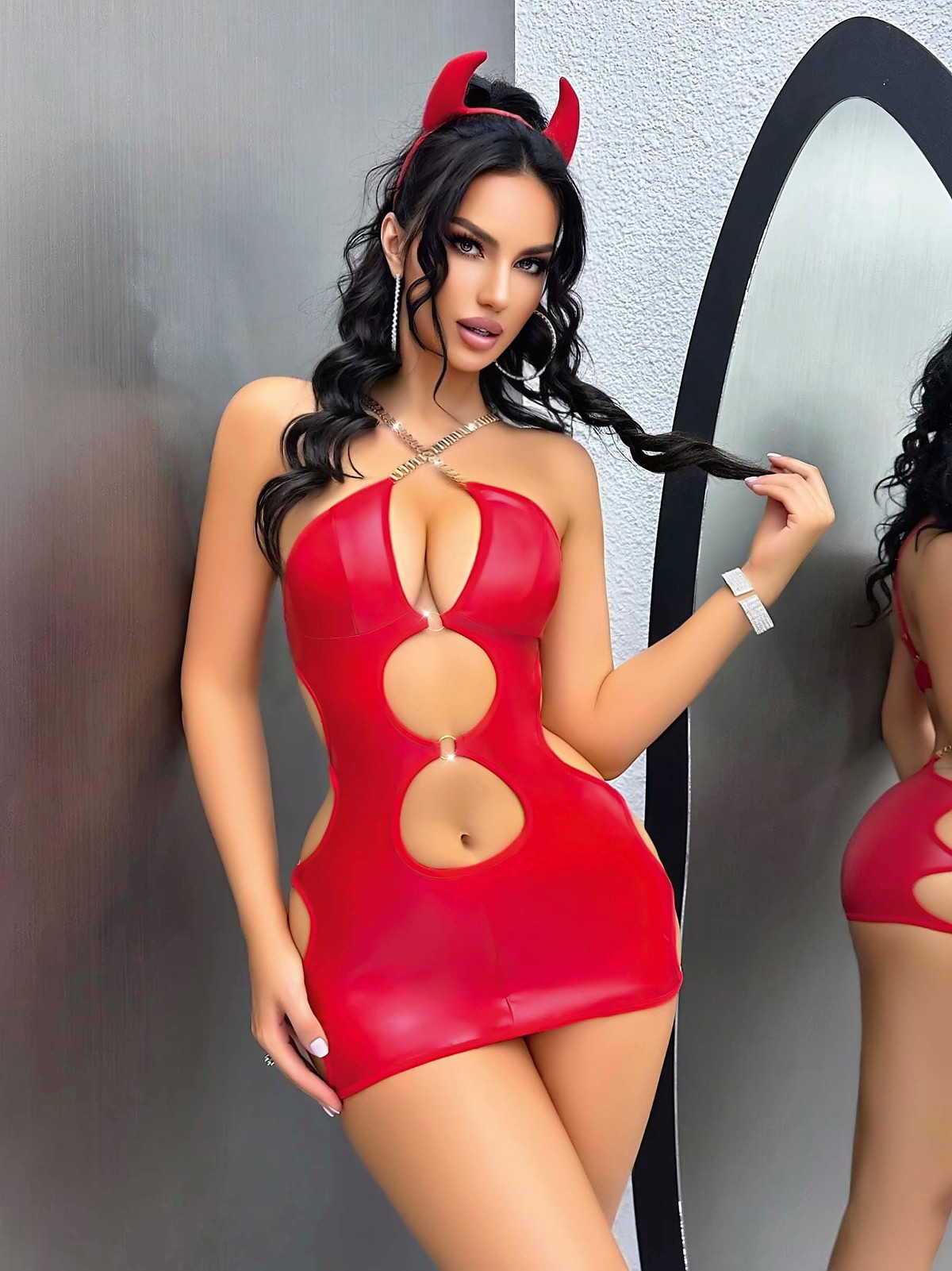 Kırmızı Dekolteli Midi Zincirli Parlak Seksi Elbise Lily Bianca JB-15012